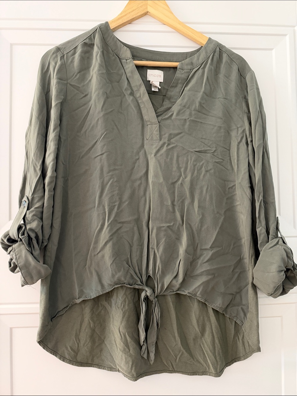 Chico's Sage Green Tie-Front V-Neck Tunic -Size 1 /Womens M (8)